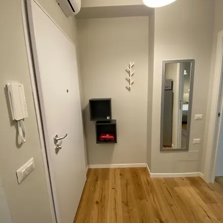 Apartment Da Vinci Milan